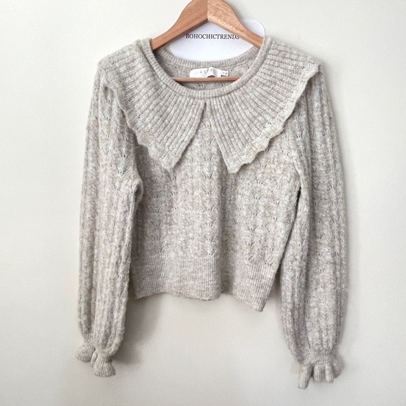 Astr The Label Sweater Peter Pan Collar, Size Small - Picture 1 of 14